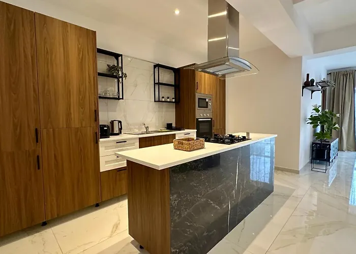 Pauliz Apartments